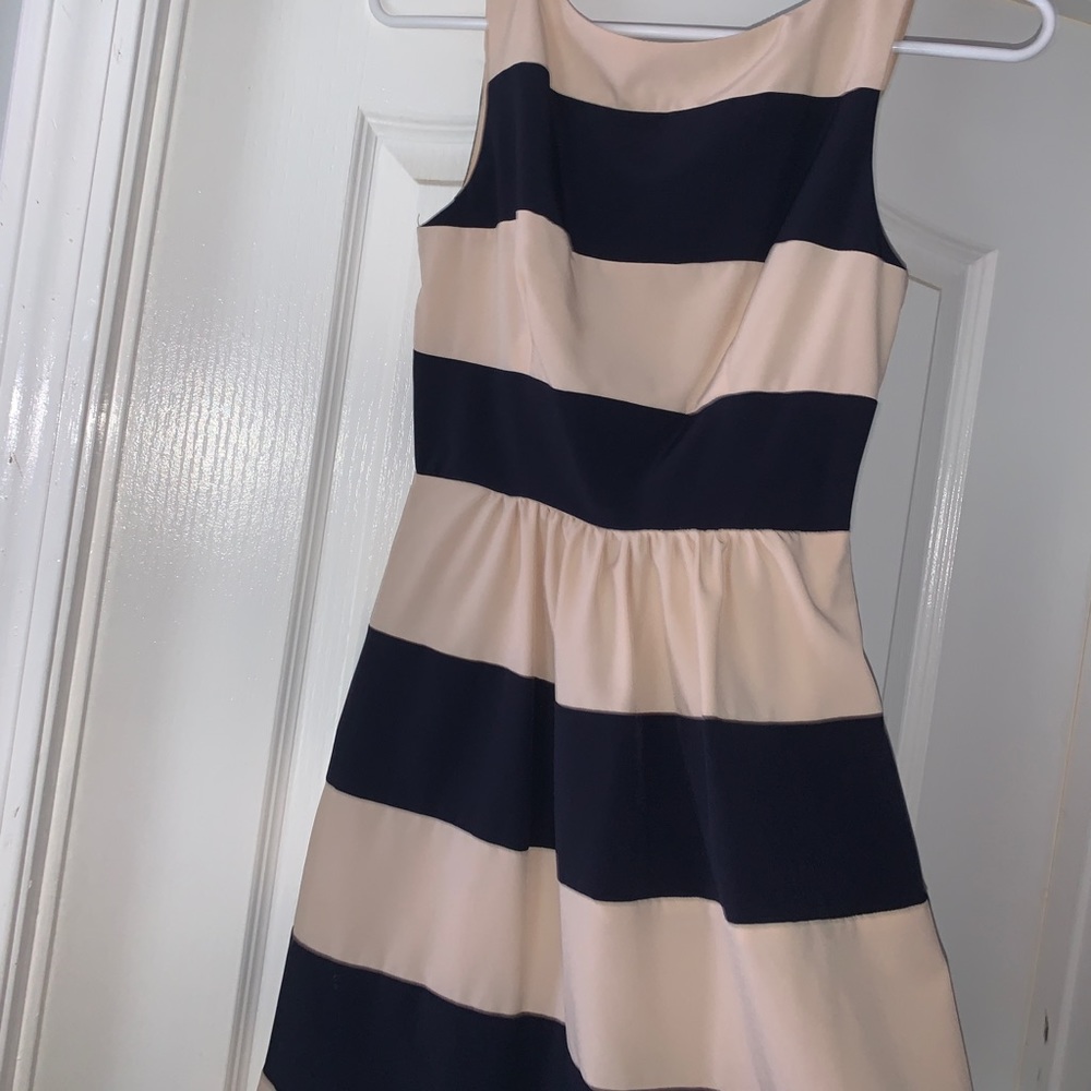 cute dress. worn once to a dance